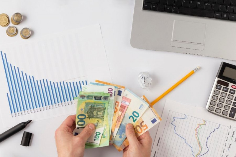 zdjęcie wyróżniające Średnia pensja w UE wzrosła o ponad 5%. Jak wypadła Polska?